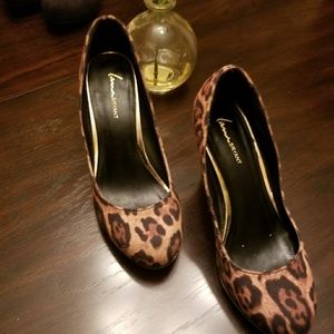 Lane Bryant wide Cheetah/ leopard heels 9W